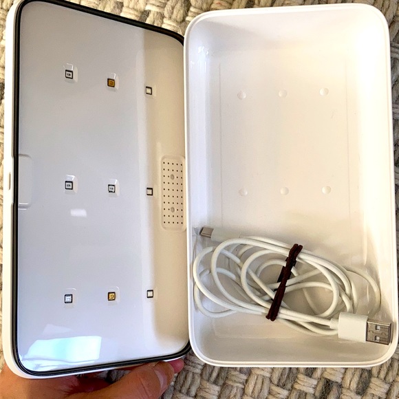 UV Sterilization cases🖱 2 for 30$ - Picture 5 of 10